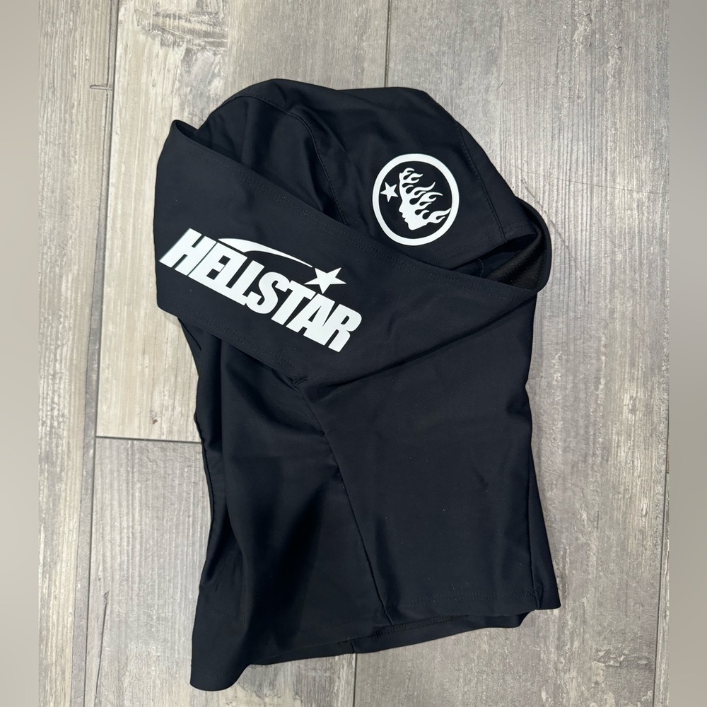 *SOLD* [read desc] Hellstar Ski Mask| Black|One Size|SCANNABLE NFC!
